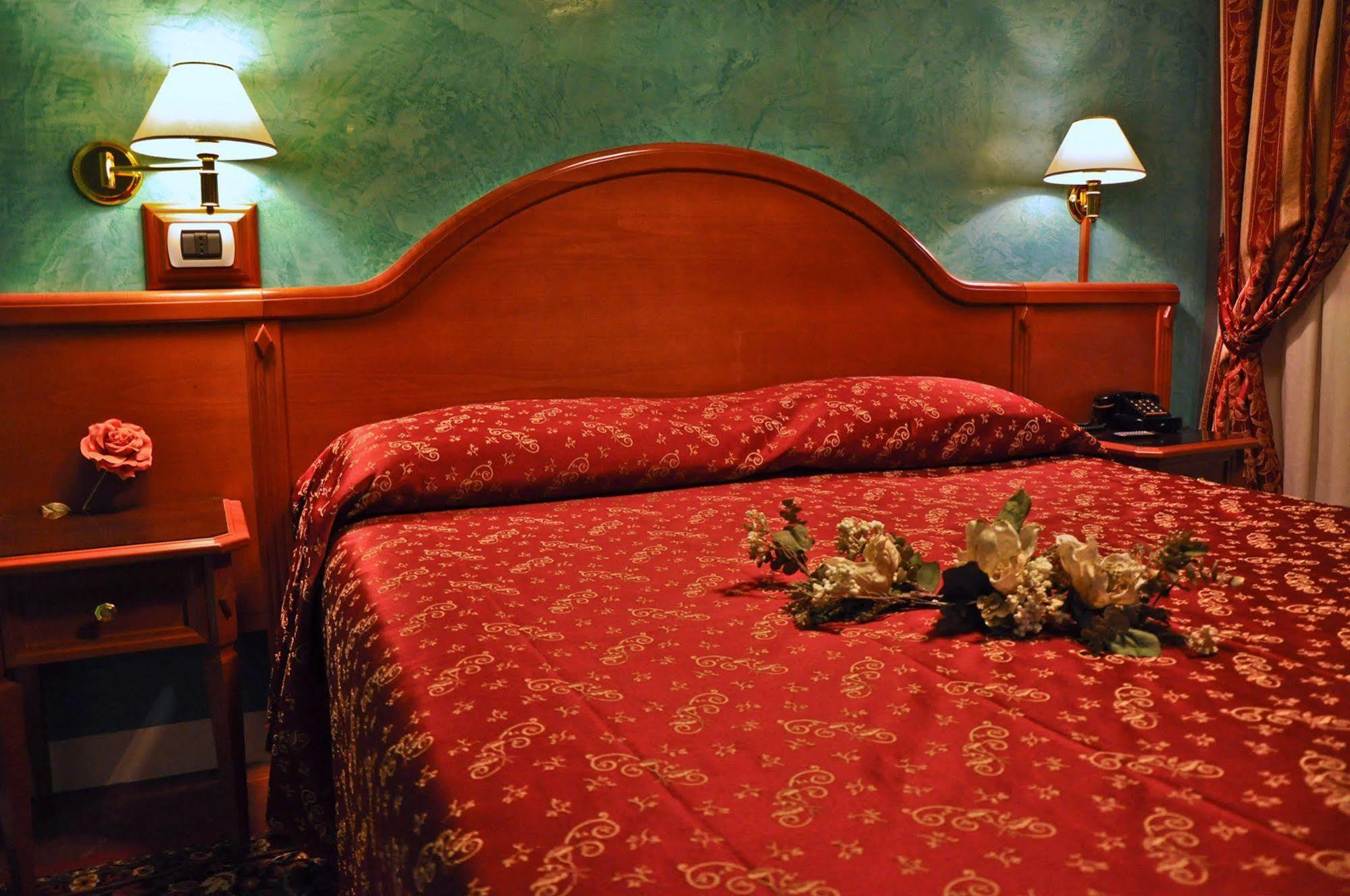 Albergo Sandra Rom Exteriör bild