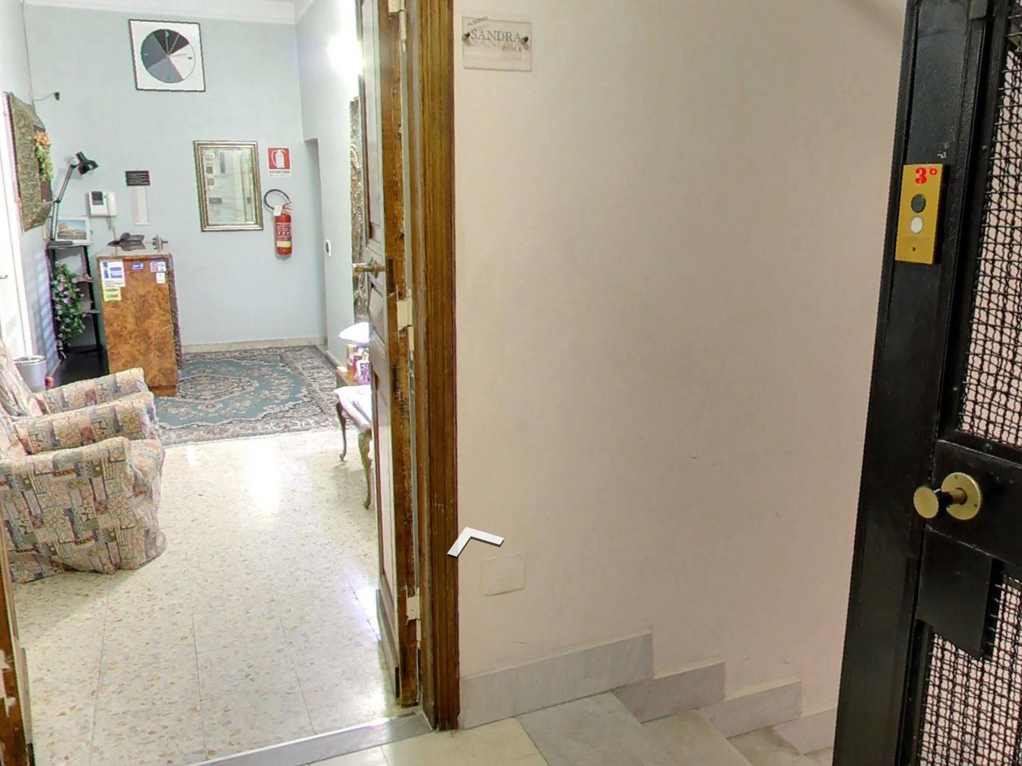 Albergo Sandra Rom Exteriör bild