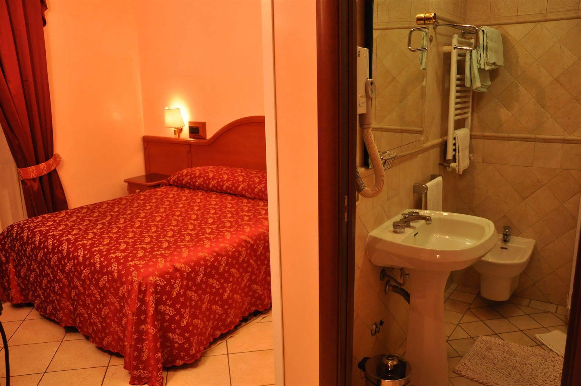 Albergo Sandra Rom Exteriör bild