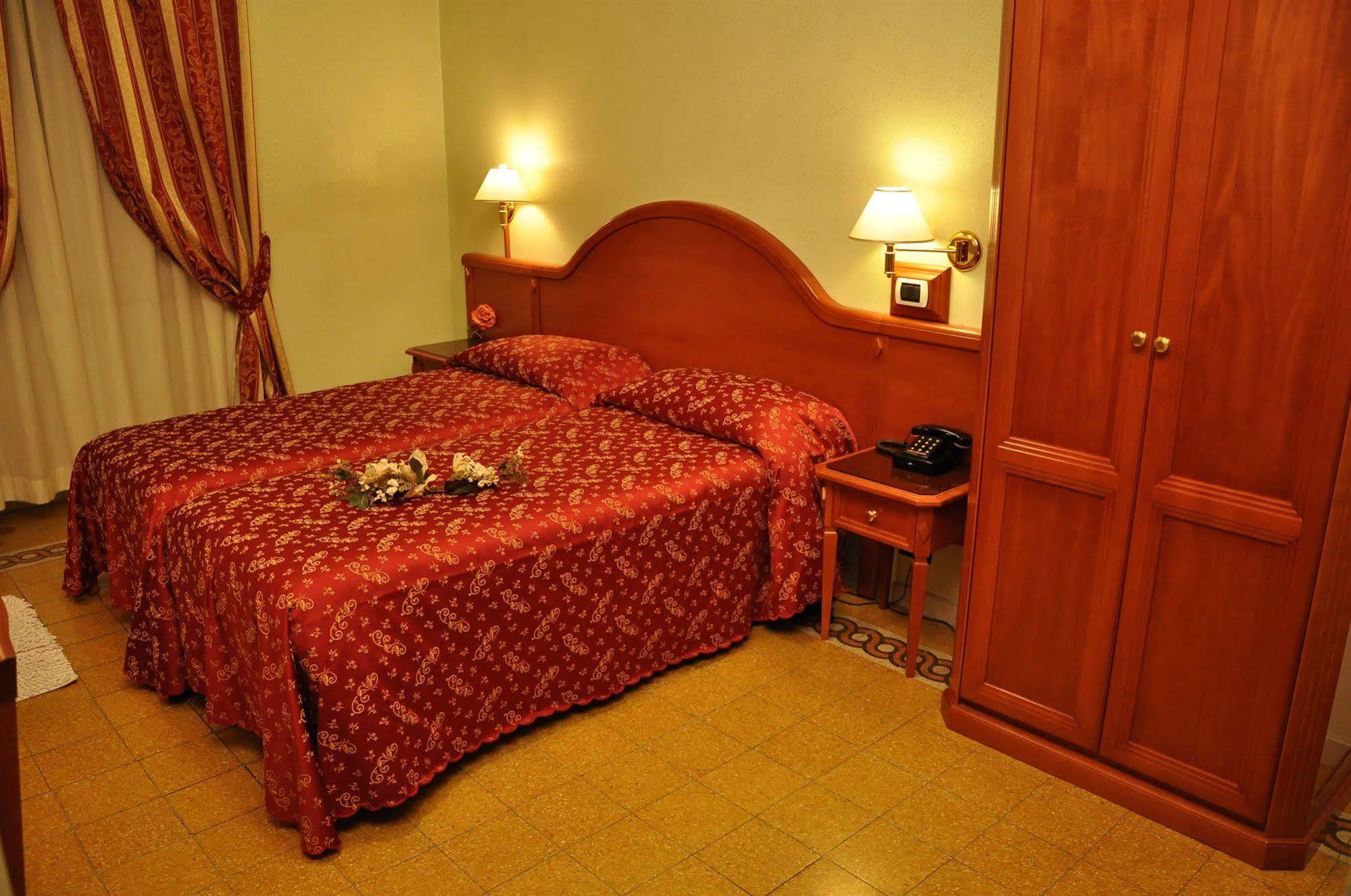 Albergo Sandra Rom Exteriör bild