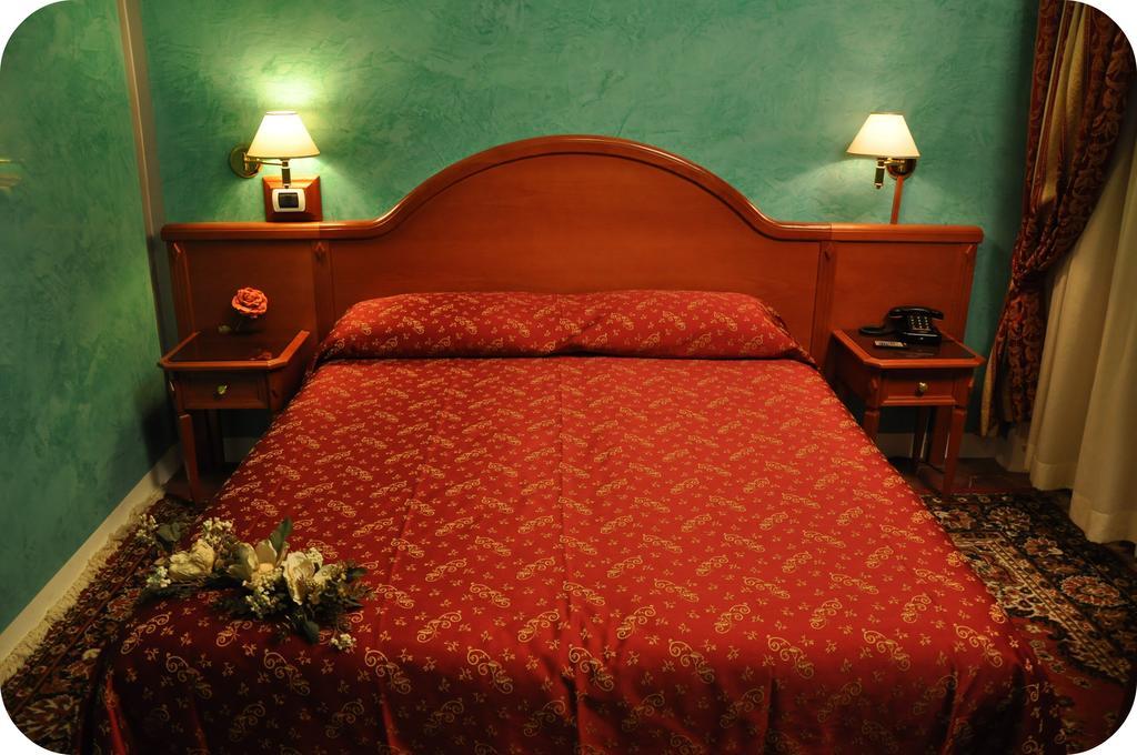 Albergo Sandra Rom Exteriör bild
